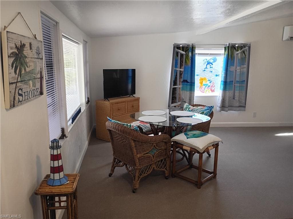 7867 Raymary ST-12