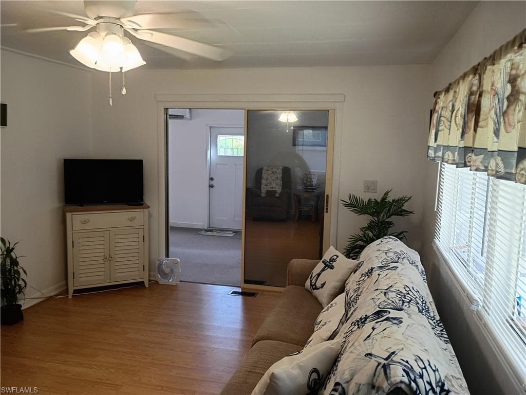 7867 Raymary ST-25