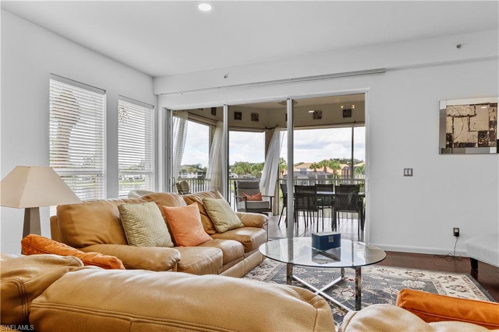1845 Les Chateaux BLVD 202-18