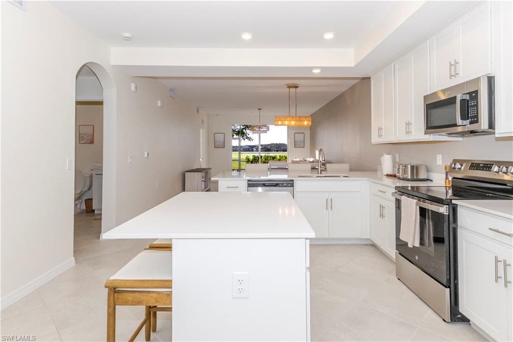 5527 DOUBLE EAGLE CIR 3815-2