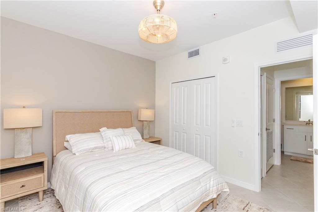 5527 DOUBLE EAGLE CIR 3815-11