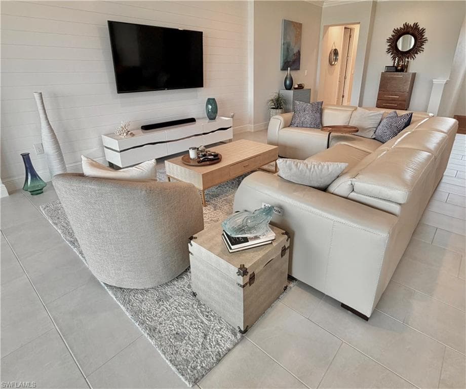 2647 Seychelles CIR 2206-5