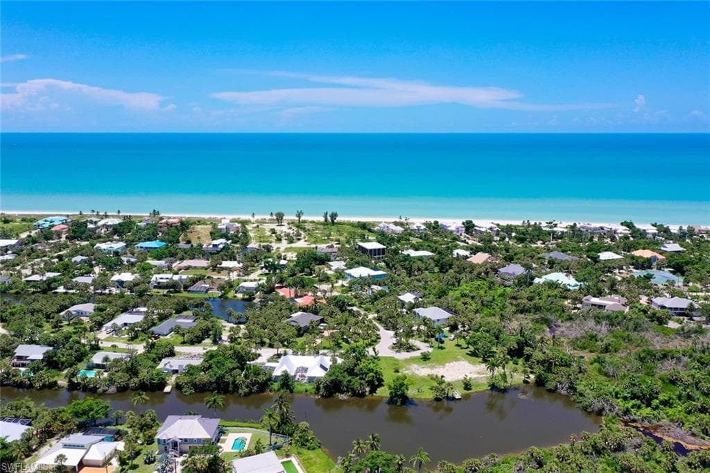 4037 Coquina DR-26