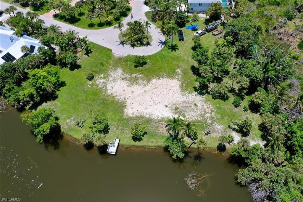 4037 Coquina DR-20
