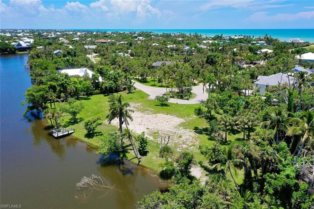 4037 Coquina DR-33