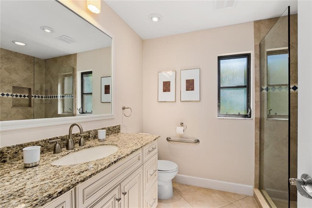9977 Treasure Cay Ln-15