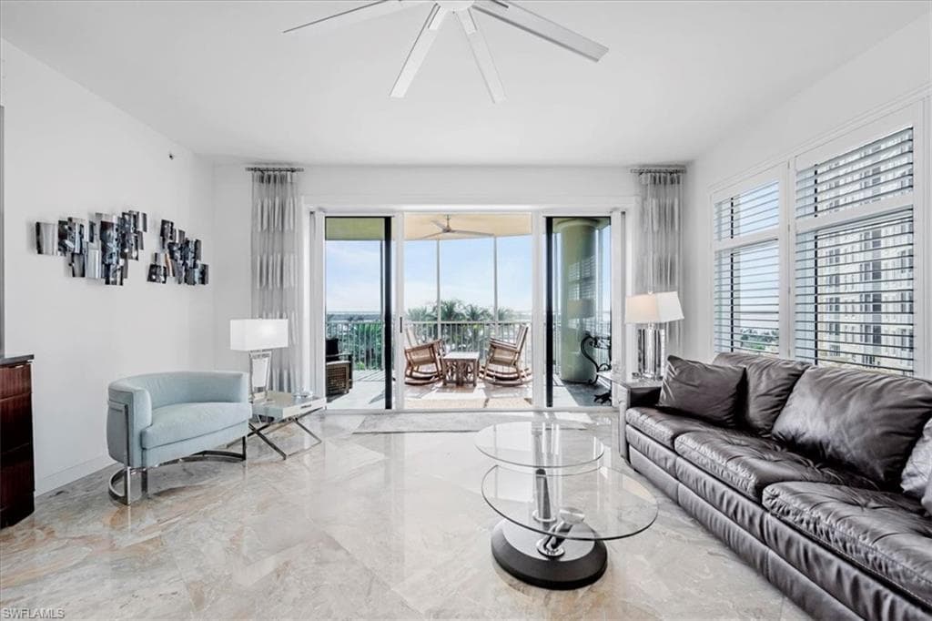 6061 Silver King BLVD 306-28