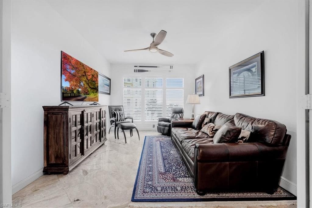 6061 Silver King BLVD 306-40