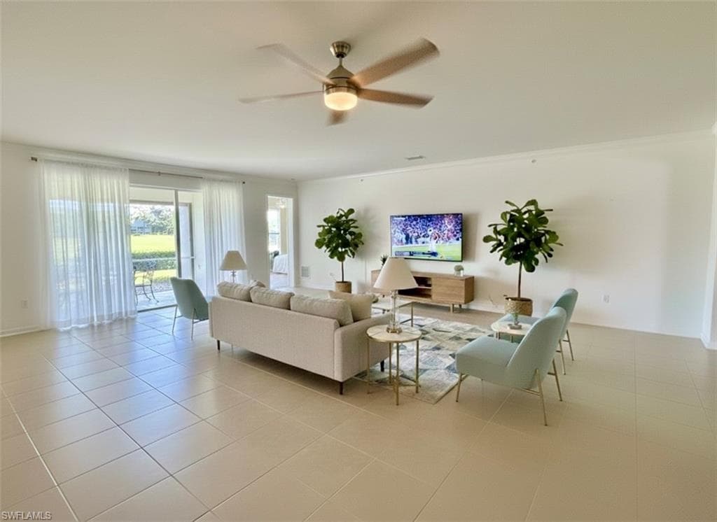12038 Covent Garden CT 704-4