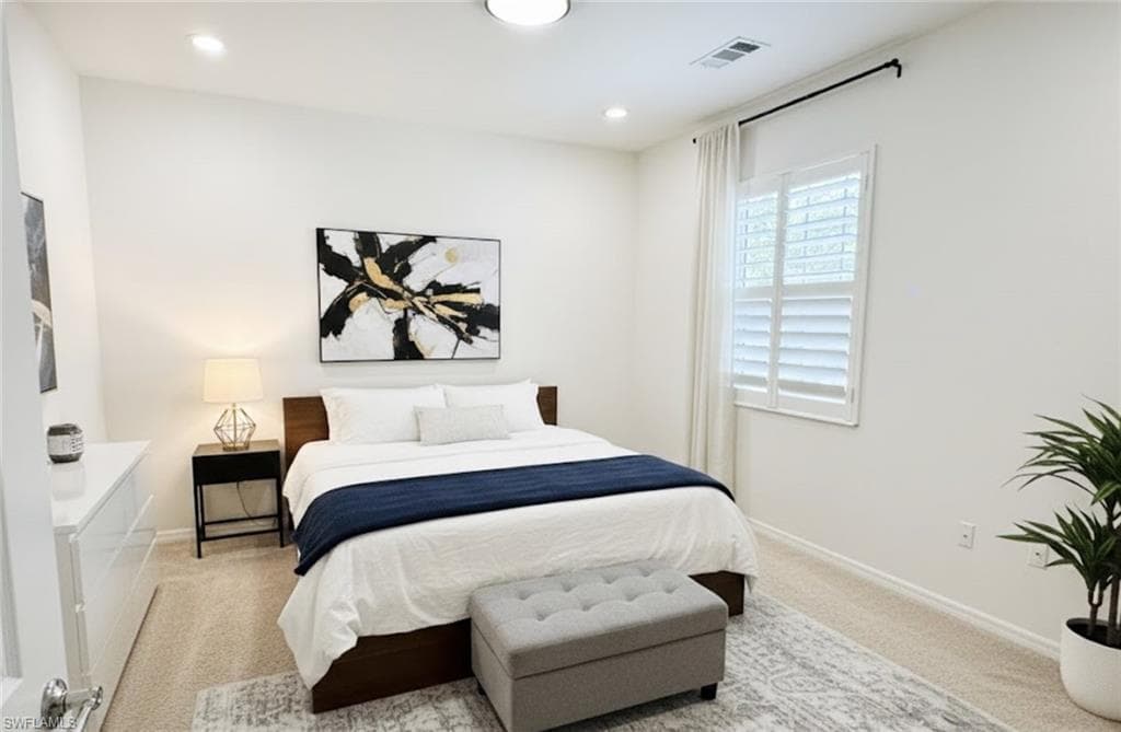 12038 Covent Garden CT 704-8