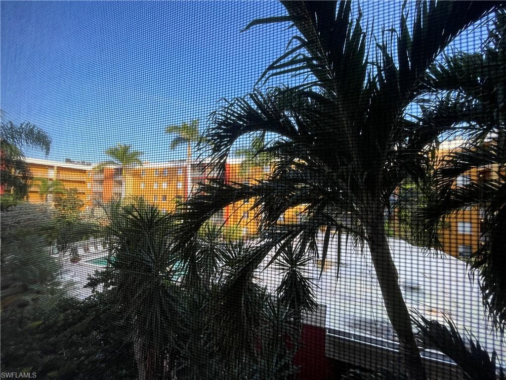 2366 E Mall DR 304-18