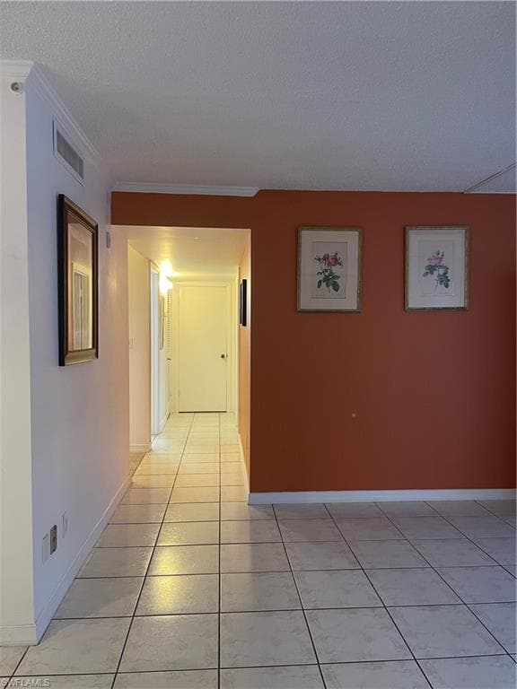 2366 E Mall DR 304-19
