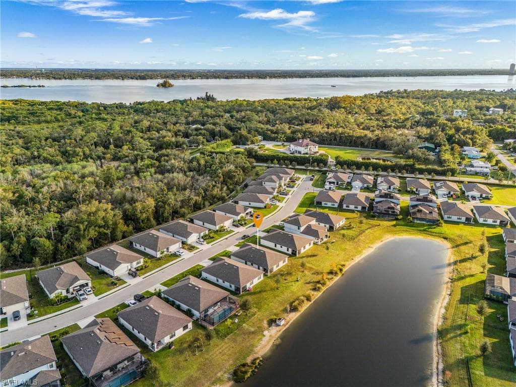 16033 Beachberry DR-22