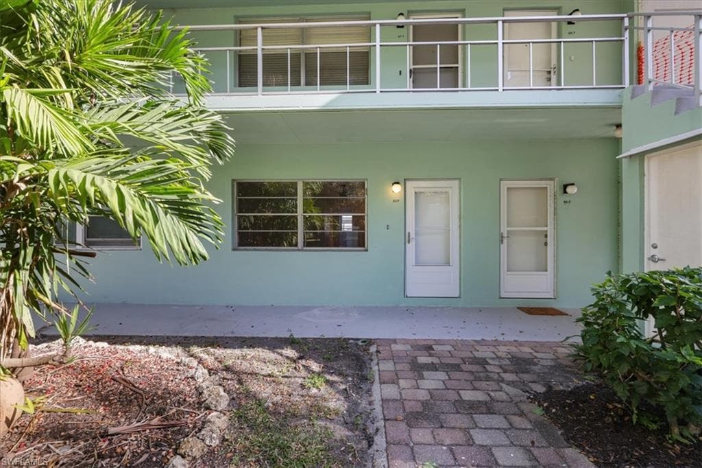 3225 E Riverside DR 63-F-3