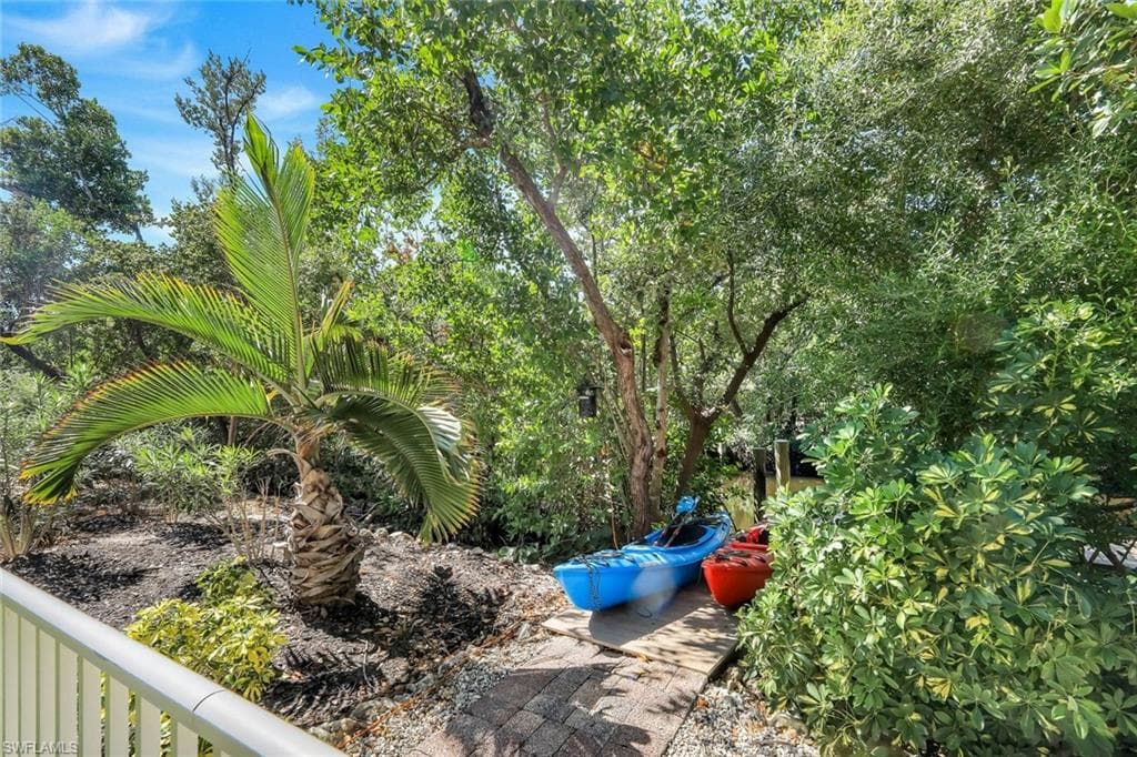 1111 Schooner PL-6