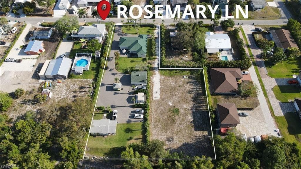 1308 Rosemary LN-27