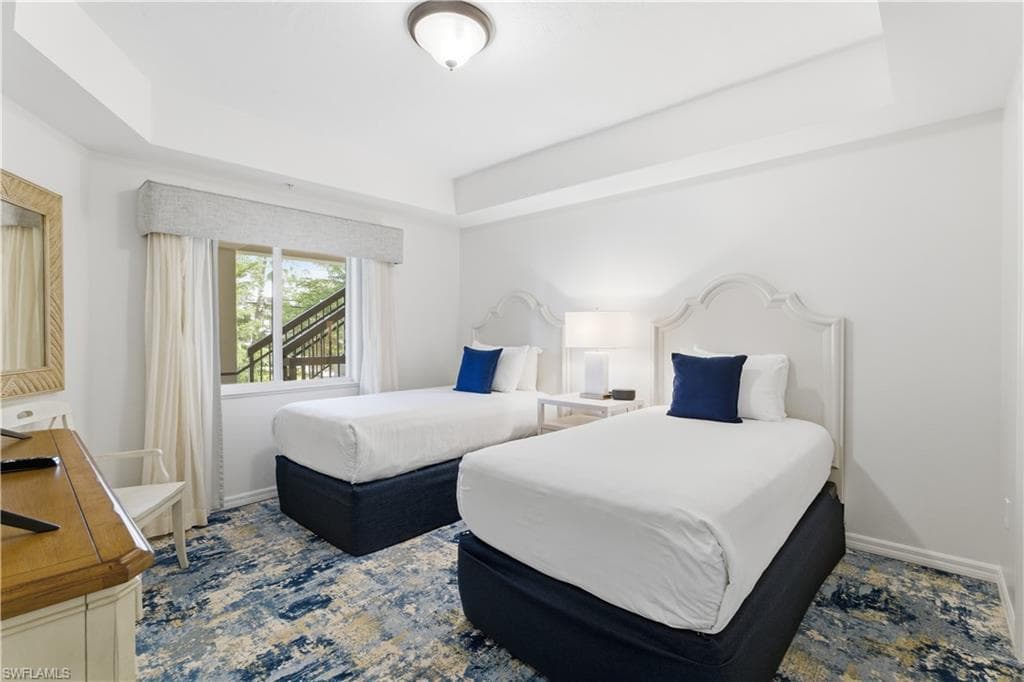 221 9th ST S 217-23