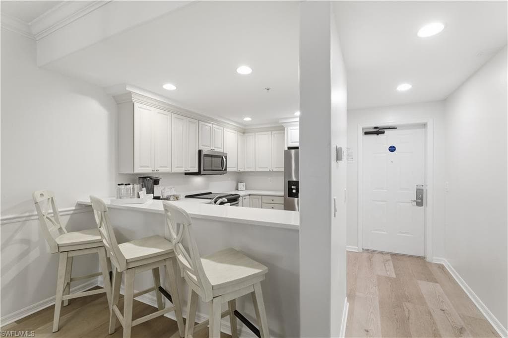 221 9th ST S 217-5