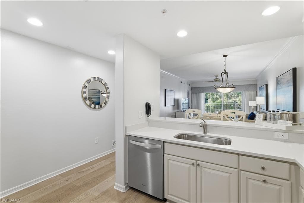 221 9th ST S 217-9