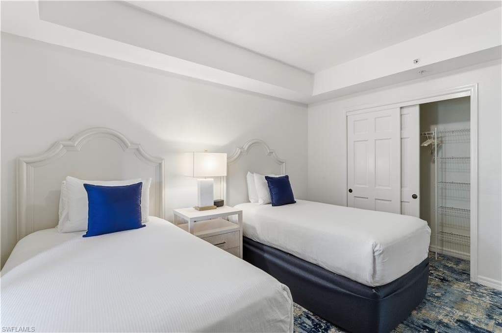 221 9th ST S 217-24