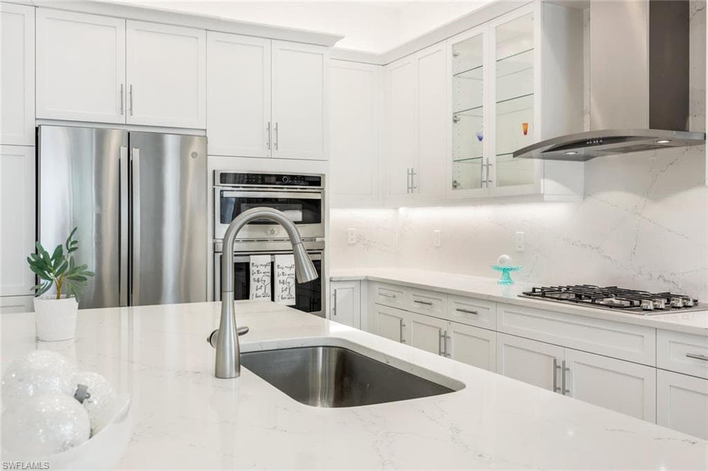 12243 Lotus AVE-6