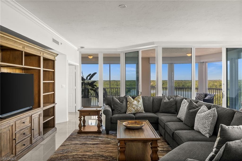 445 Dockside DR A504-12