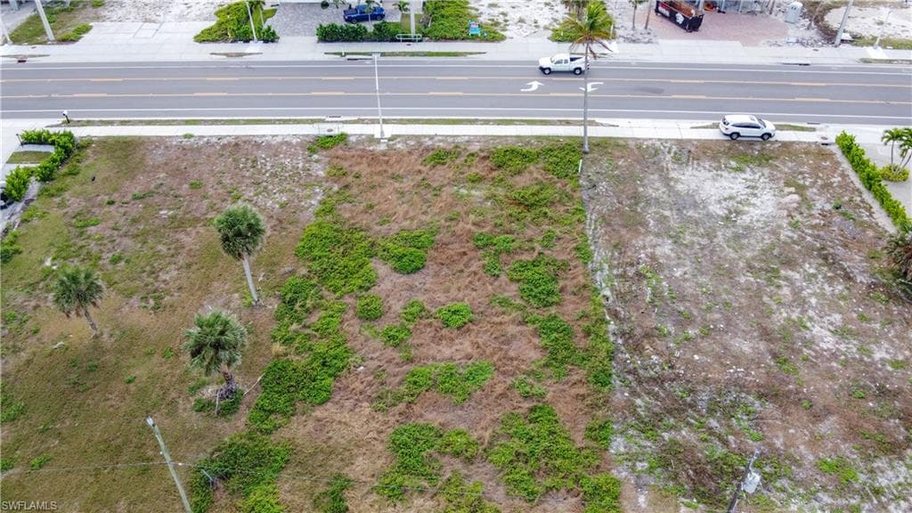 8033 Estero BLVD-12