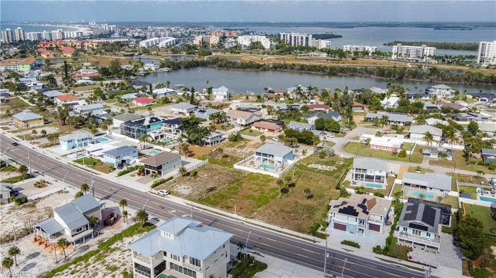 8033 Estero BLVD-14
