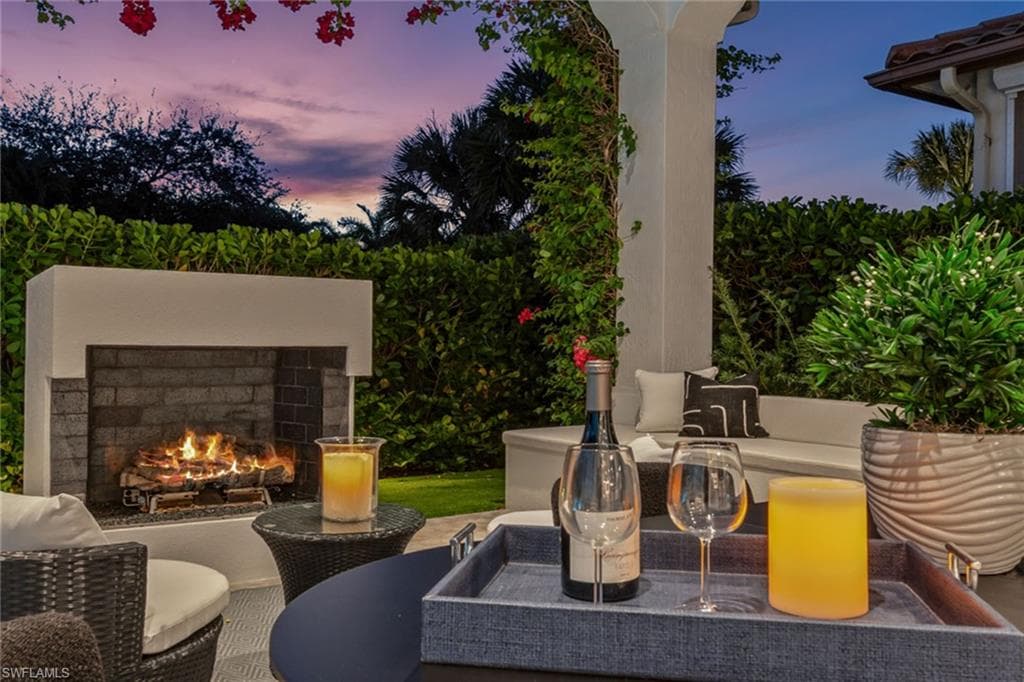 2243 Residence CIR-3