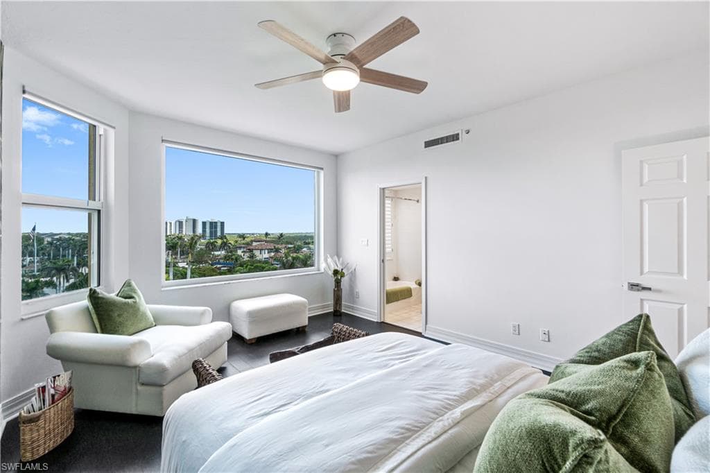 435 Dockside DR B702-23