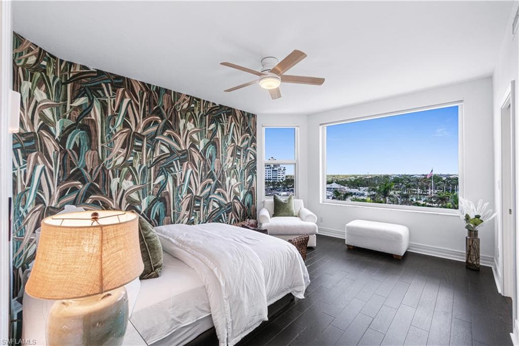 435 Dockside DR B702-22