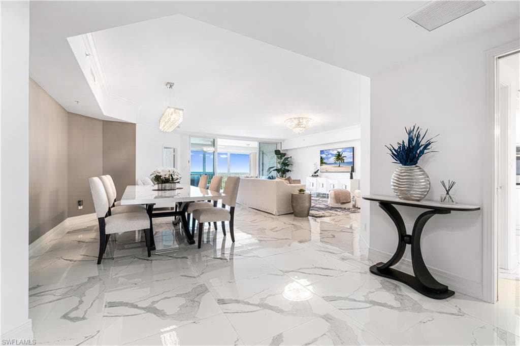 435 Dockside DR B702-7