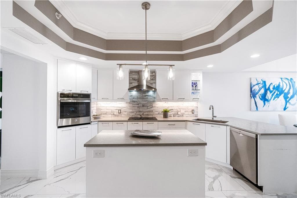 435 Dockside DR B702-9