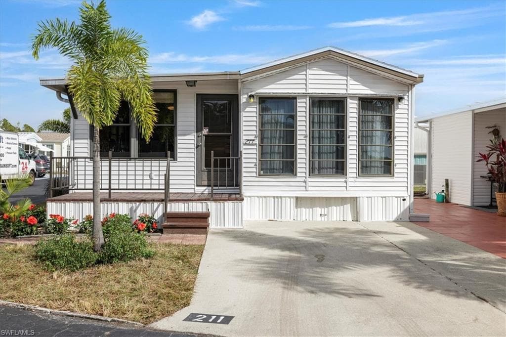 211 Sojourn DR-1