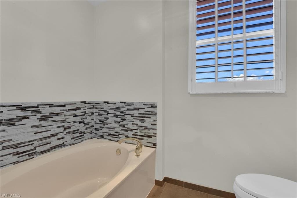 2000 Royal Marco WAY 2-607-19
