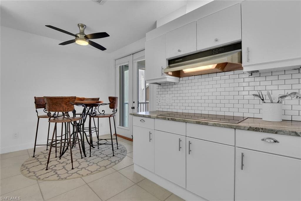 2000 Royal Marco WAY 2-607-8
