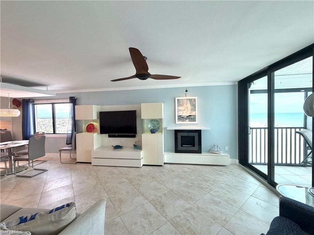 6400 Estero BLVD 1000-13