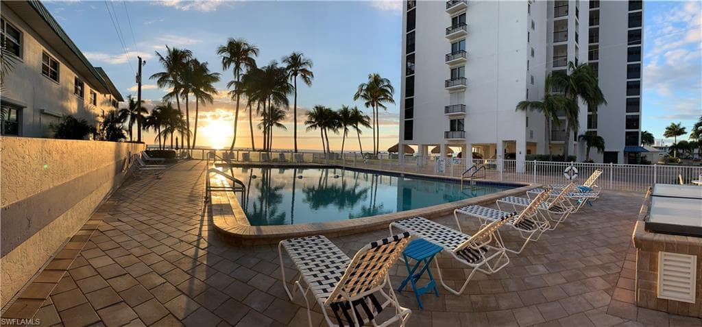 6400 Estero BLVD 1000-39