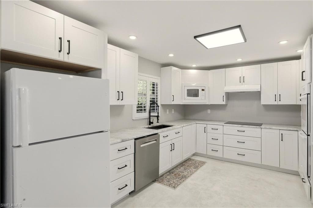 74 Aqua LN-17