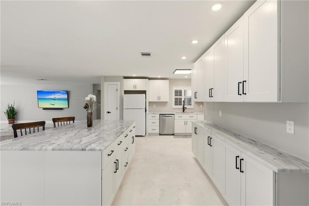 74 Aqua LN-18