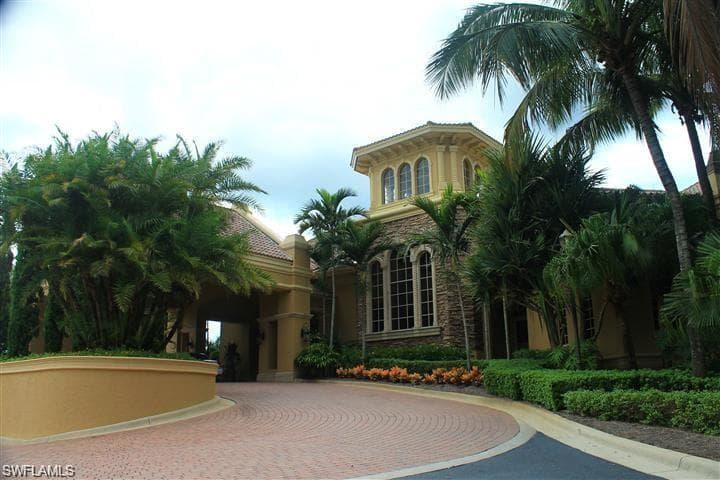 3490 Candleberry CT-23