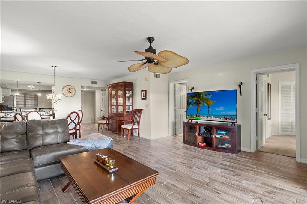 11921 Seabreeze Cove LN 107-7