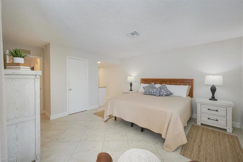 4126 Belair LN B6-15