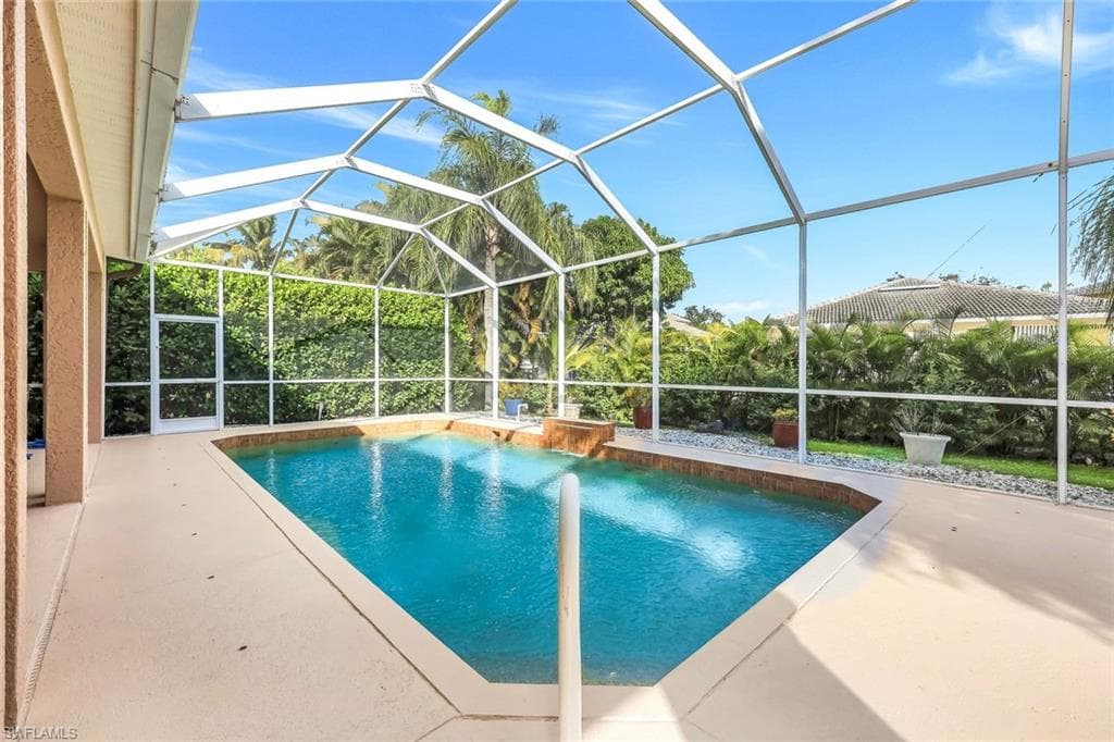 8493 Laurel Lakes BLVD-26