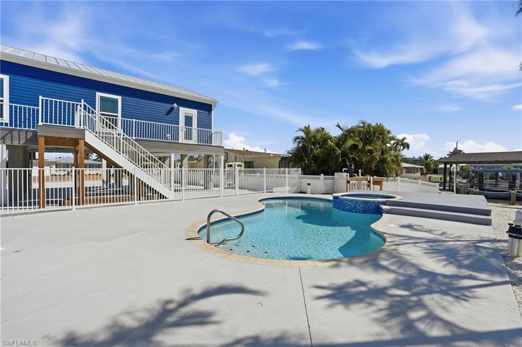 1 Fairview BLVD-3