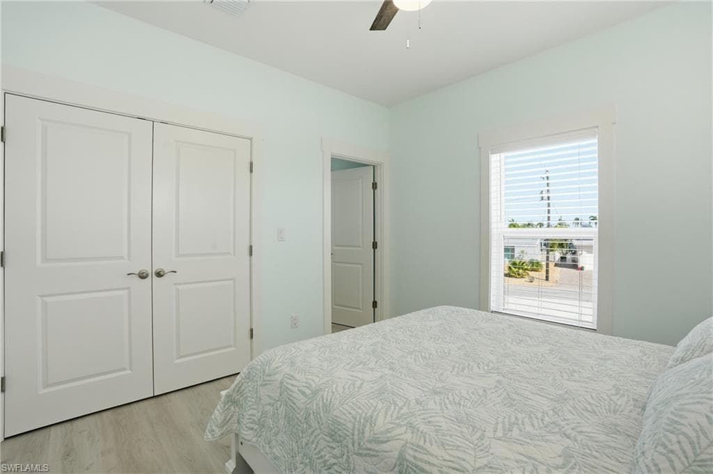 1 Fairview BLVD-15