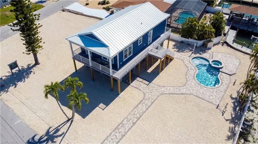 1 Fairview BLVD-48