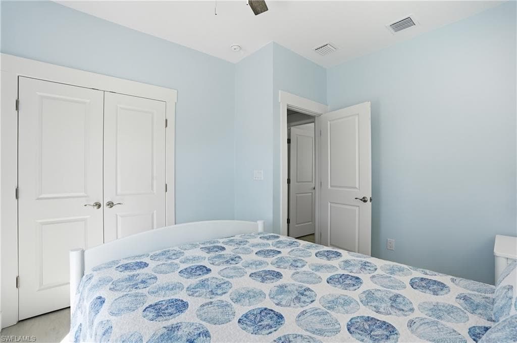 1 Fairview BLVD-21