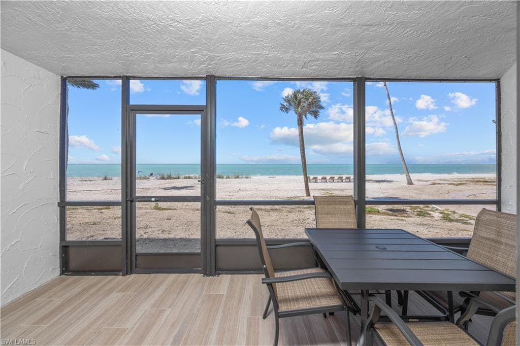 2445 W Gulf DR 4E-1