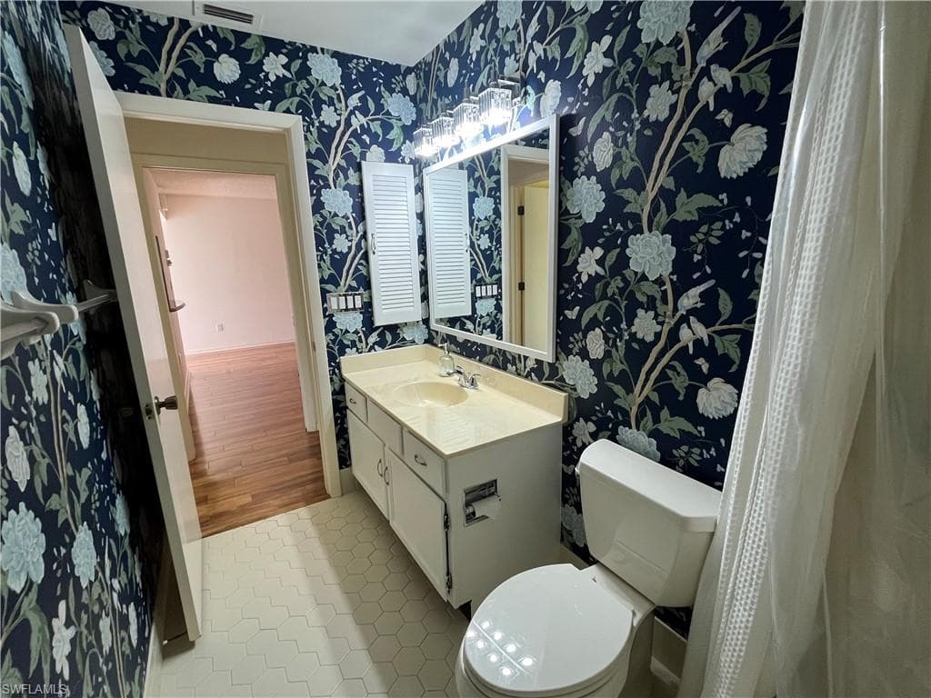 1335 Broadwater DR-27